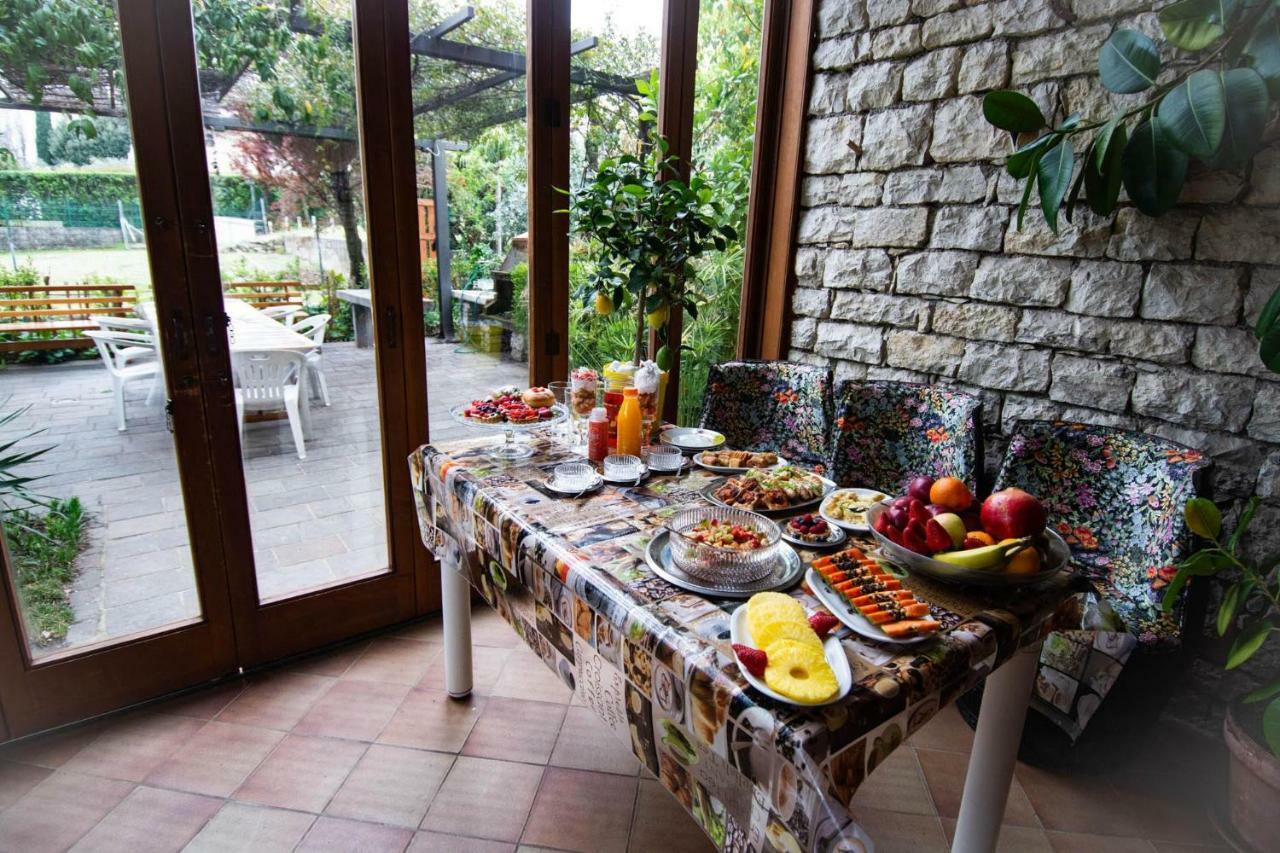 El Rincon Del Artista Bed and Breakfast Soiano Del Lago Eksteriør billede